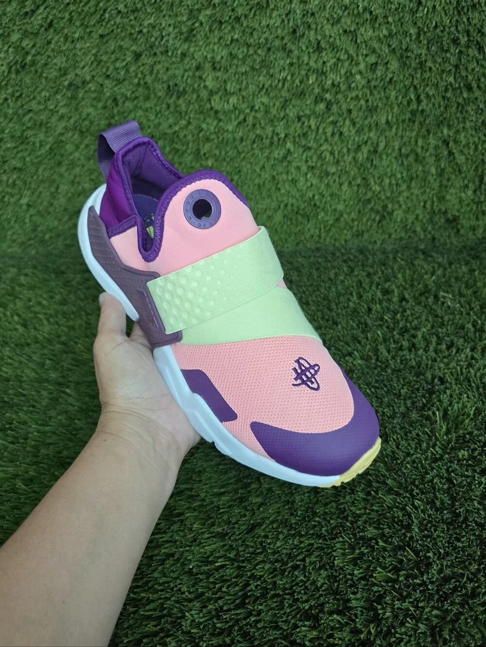 Nike Huarache Extreme GS 'Pink Citron'